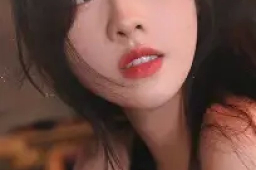 网红卖YW袜子一年赚116万本人出面澄清直男卖腐这么有市场！