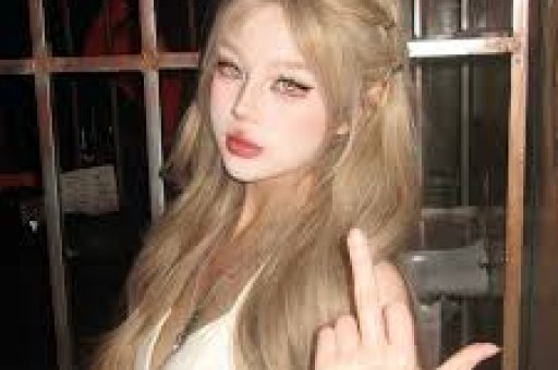 薇娅、雪梨之后苦“顶流”久矣的小网红机会来了？
