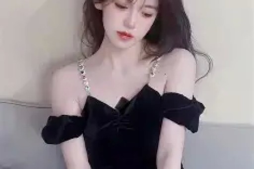 网红红毯无滤镜惊天反转：皮皮朱脸肿孙恩盛瘦成杆 全网热议撞脸原形毕露