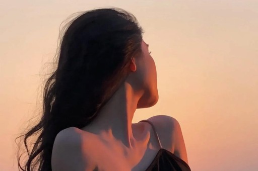 冲上热搜！知名女歌手连发“五问”：我真是服了！工作室声明：性质恶劣